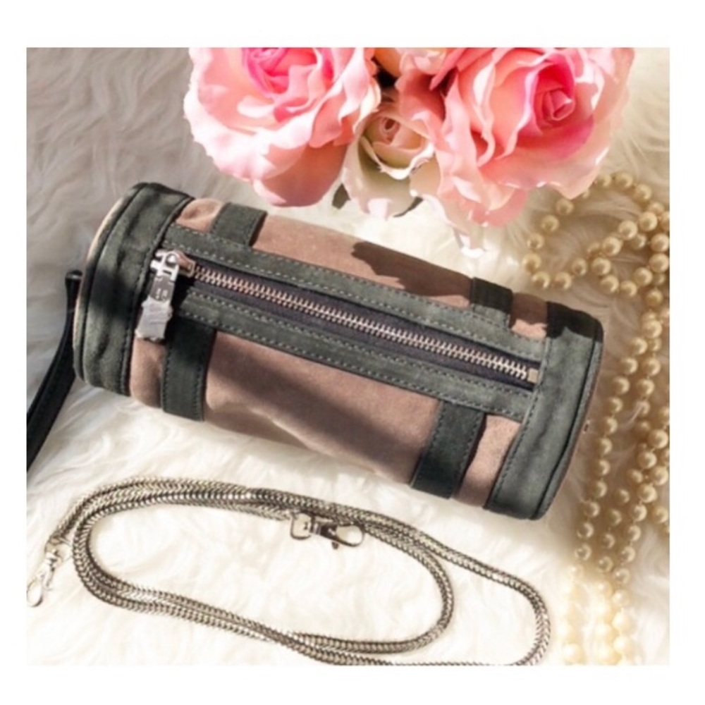 RARE • WORTH NEW YORK • Suede Leather Barrel Crossbody Adjustable Bag w/ Dustbag - Picture 3 of 16
